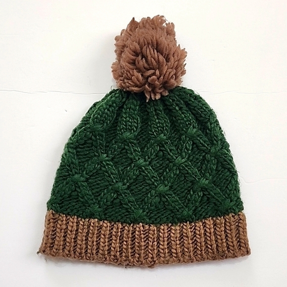 artic paw Other - Artic Paw Kids Forest Green & Chocolate Brown Soft Clean Cable Knit Warm Hat